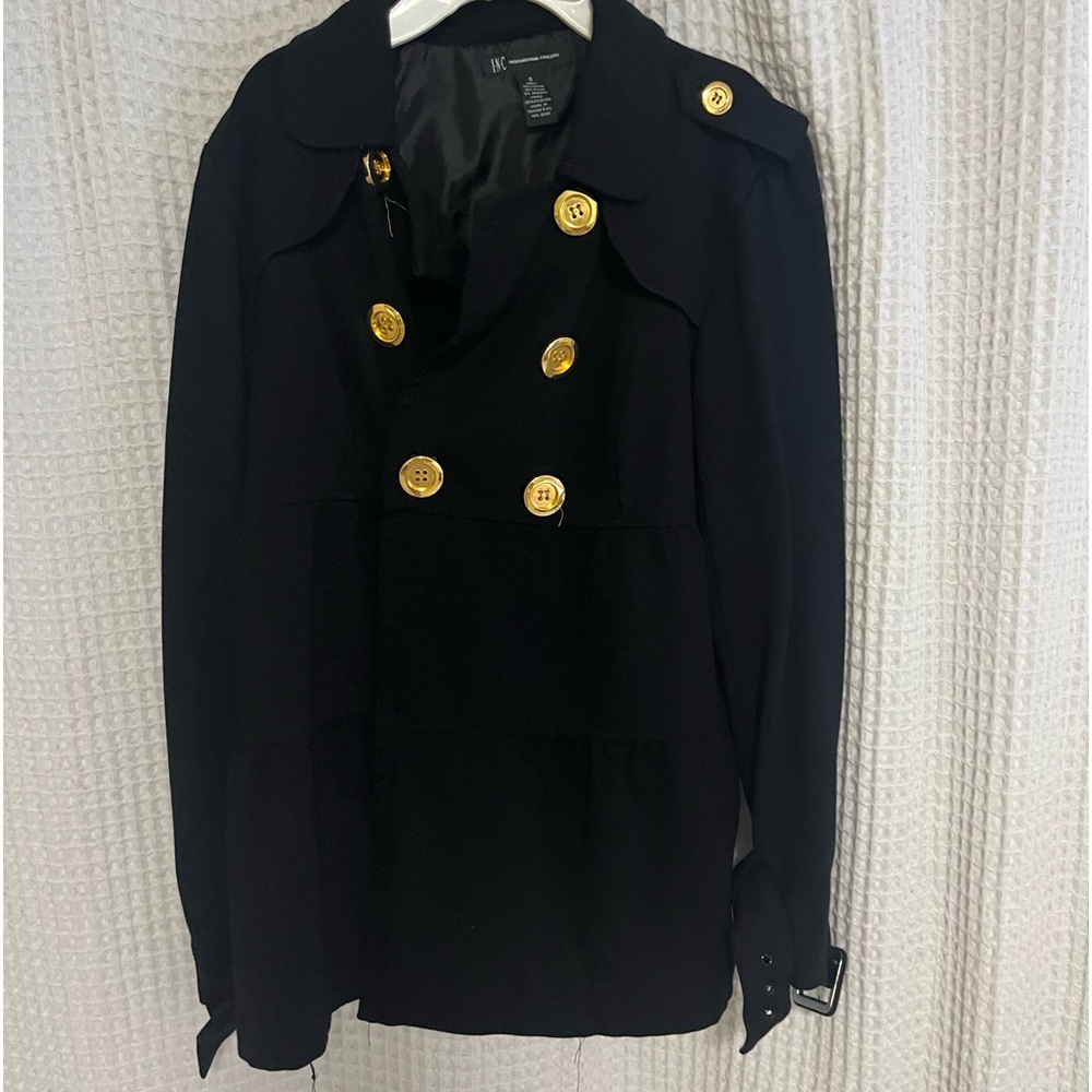 Black and gold coat with lining